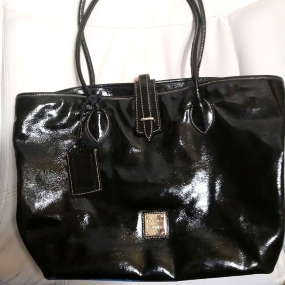 Dooney & Bourke❤Tote Shoulder Bag Black Patent Leather Gorgeous Bag - Picture 2 of 11